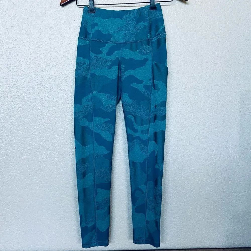The North Face Teal Blue Camo Print High Waisted Leggings S